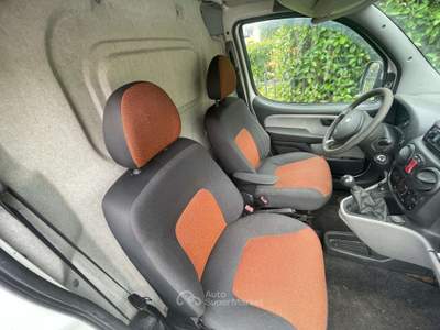 Fiat Doblò +IVA 1.9 mjt 120cv Bianco usata Villa di Tirano
