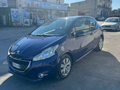 Peugeot 208 208 3p 1.4 hdi 8v Allure Blu/Azzurro usata Sant'Antimo