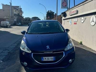 Peugeot 208 208 3p 1.4 hdi 8v Allure Blu/Azzurro usata Sant'Antimo