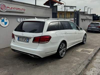 Mercedes-Benz Classe E E 250 BlueTEC S.W. 4Matic Automatic Premium Bianco usata Sant'Antimo