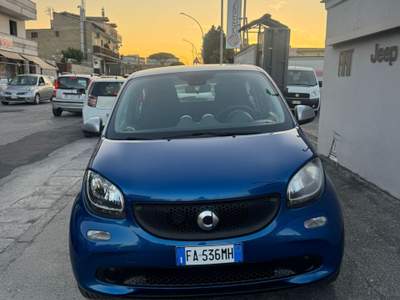 Smart ForFour 70 1.0 Passion Blu/Azzurro usata Sant'Antimo