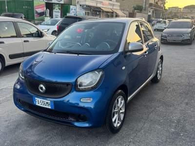 Smart ForFour 70 1.0 Passion Blu/Azzurro usata Sant'Antimo