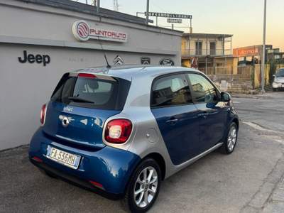 Smart ForFour 70 1.0 Passion Blu/Azzurro usata Sant'Antimo