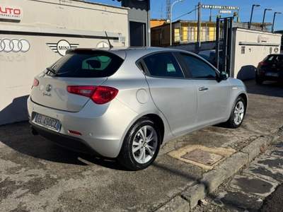 Alfa Romeo Giulietta III 2010 1.6 jtdm(2) Distinctive Grigio usata Sant'Antimo