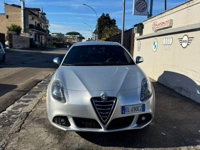 Alfa Romeo Giulietta III 2010 1.6 jtdm(2) Distinctive Grigio usata Sant'Antimo