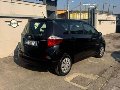 Toyota Verso-S Verso-S 1.3 Lounge mt Nero usata Sant'Antimo