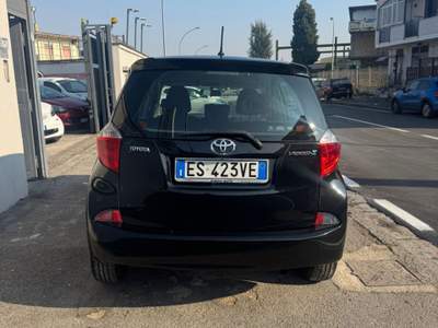 Toyota Verso-S Verso-S 1.3 Lounge mt Nero usata Sant'Antimo
