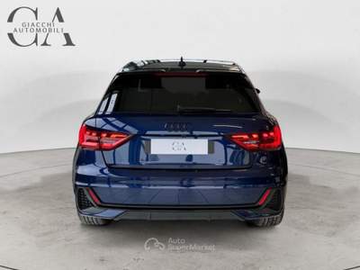 Audi A1 30 1.0 tfsi Identity Black 116cv s-tronic usata Rovigo