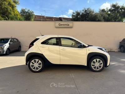 Toyota Aygo 1.0 VVT-i 72 CV 5 porte Active Bianco usata Reggio di Calabria