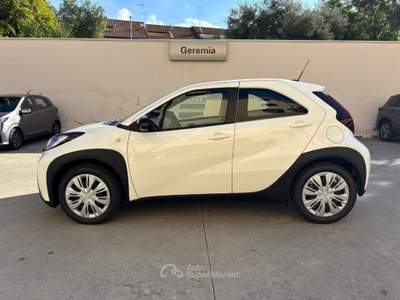 Toyota Aygo 1.0 VVT-i 72 CV 5 porte Active Bianco usata Reggio di Calabria