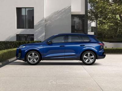 Audi Q3 Audi  SUV Business TDI  110 kW S tronic Blu/Azzurro usata San Fior