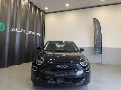 Fiat 600 600 Hybrid 110 CV DCT MHEV Serie Speciale Icon Nero usata Leini