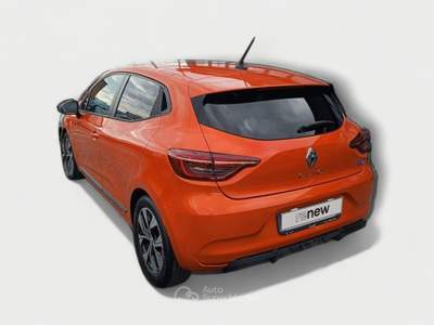 Renault Clio Full Hybrid E-Tech 145 CV 5 porte Evolution Arancione usata Pisa