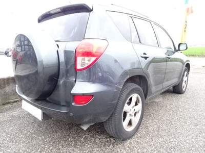 Toyota RAV4 TOYOTA RAV 4 TDI LUXURY ((4X4)) Grigio usata Casaloldo