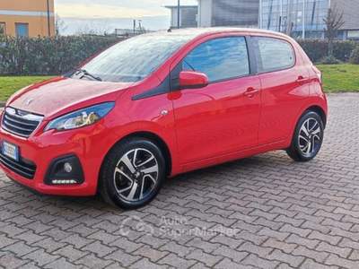 Peugeot 108 VTi 72 S&S 5 porte Allure Rosso usata Fonte Peugeot 108 VTi 72 S&S 5 porte Allure Rosso usata Fonte