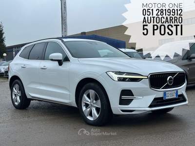 Volvo XC60 AUTOCARRO 5 POSTI 2.0 b4 Momentum auto Bianco usata Altedo