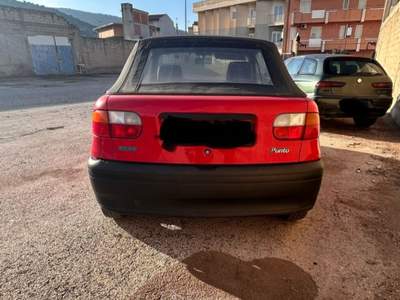 Fiat Punto Fiat Punto Cab Rosso usata Comiso
