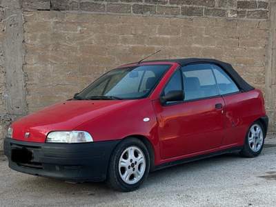 Fiat Punto Fiat Punto Cab Rosso usata Comiso