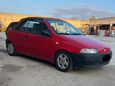Fiat Punto Fiat Punto Cab Rosso usata Comiso