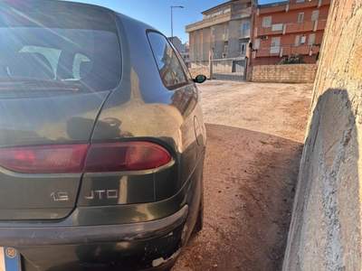 Alfa Romeo 156 Alfa Romeo 156  Verde usata Comiso