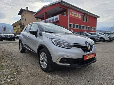 Renault Captur TCe 12V 90 CV Limited Grigio usata Lavis