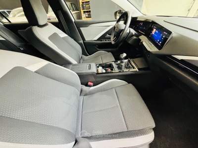 Opel Astra Diesel 130 CV AT8 Elegance Bianco usata Rosta