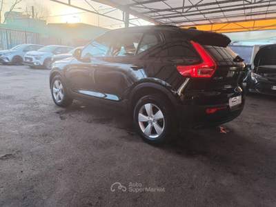 Volvo XC40 XC40 1.5 t2 Momentum Core auto my21 Nero usata Milano
