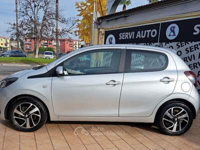 Peugeot 108 PureTech 82 5 porte Allure Argento usata Casoria