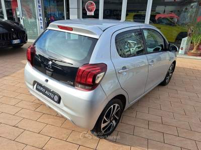 Peugeot 108 PureTech 82 5 porte Allure Argento usata Casoria