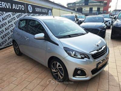 Peugeot 108 PureTech 82 5 porte Allure Argento usata Casoria