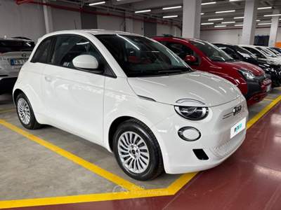 Fiat 500 Elettrica Action Bianco usata Palermo