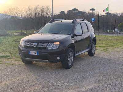 Dacia Duster Duster 1.5 dCi 110CV S&S 4x4 Serie Speciale Lauréate Family Nero usata Chiusi