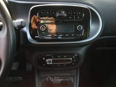 Smart ForTwo Fortwo III 1.0 Passion 71cv twinamic Bianco usata Pomezia