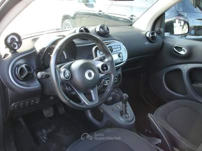 Smart ForTwo Fortwo III 1.0 Passion 71cv twinamic Bianco usata Pomezia