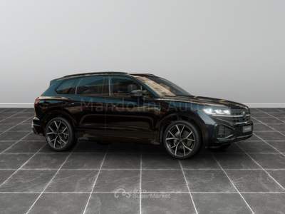 Volkswagen Touareg 3.0 v6 v6 tdi scr 231cv r-line final edition Nero usata Brescia