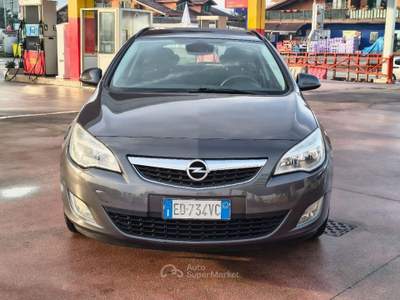 Opel Astra 1.7 CDTI 110 CV SW Cosmo Grigio usata Quarto
