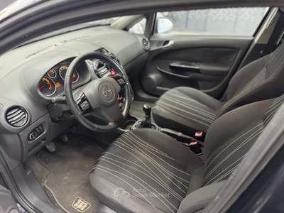 Opel Corsa OPEL CORSA 1.3 CDTI 5porte ADATTA PER NEOPATENTATI Nero usata Annicco