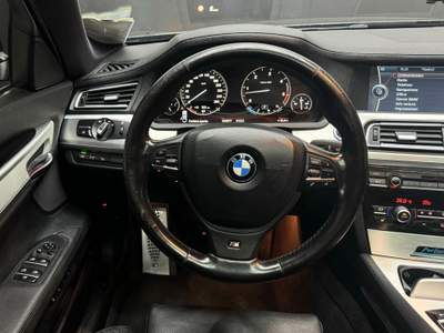 BMW Serie 7 730d BMW 730d M Pachet f01 Individual Blu/Azzurro usata Annicco
