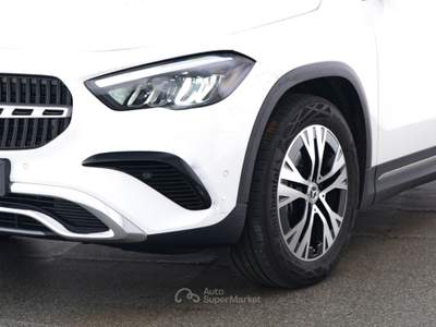 Mercedes-Benz GLA GLA - 180 Automatic - Progressive Advanced Bianco usata Robecco sul Naviglio