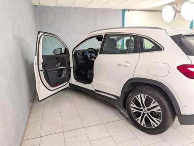 Mercedes-Benz GLA GLA - 180 Automatic - Progressive Advanced Bianco usata Robecco sul Naviglio
