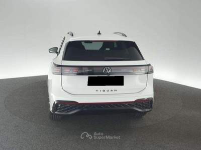 Volkswagen Tiguan Tiguan 1.5 etsi R-Line Plus 150cv dsg/nuovo model Bianco usata Lanuvio