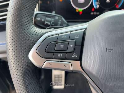 Volkswagen Tiguan Tiguan 2.0 tdi R-Line Plus 150cv dsg/NUOVO MOD/FUL Nero usata Lanuvio