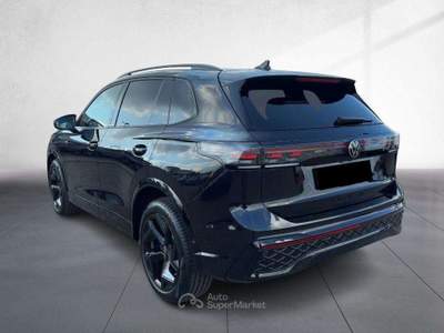 Volkswagen Tiguan Tiguan 2.0 tdi R-Line Plus 150cv dsg/NUOVO MOD/FUL Nero usata Lanuvio