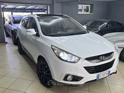 Hyundai ix35 IX35 2.0 CRDi 184cv 4WD STYLE Bianco usata Altamura