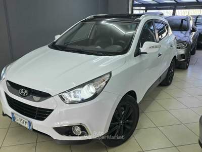 Hyundai ix35 IX35 2.0 CRDi 184cv 4WD STYLE Bianco usata Altamura