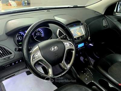 Hyundai ix35 IX35 2.0 CRDi 184cv 4WD STYLE Bianco usata Altamura
