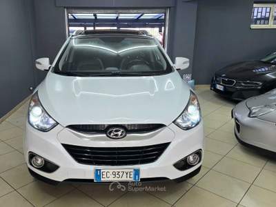 Hyundai ix35 IX35 2.0 CRDi 184cv 4WD STYLE Bianco usata Altamura
