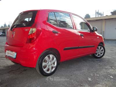 Hyundai i10 Hyundai i10 Comfort 1.1 12v Comfort Uniprop. Ok neopatentati E5B Rosso usata Moncalieri