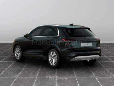 Audi Q3 1.5 e-hybrid 272cv business advanced s tronic Nero usata Brescia
