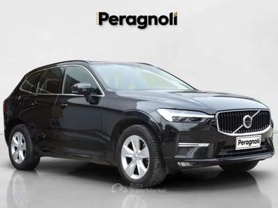 Volvo XC60 B4 (d) AWD Geartronic Momentum Pro Nero usata Firenze